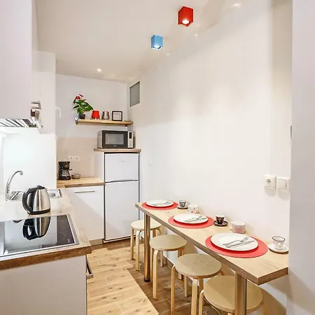 Acropolis Comfort * Athene
